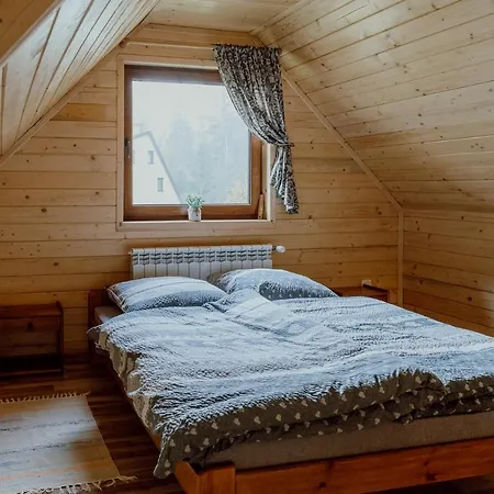 Domek Na Zagrodzie